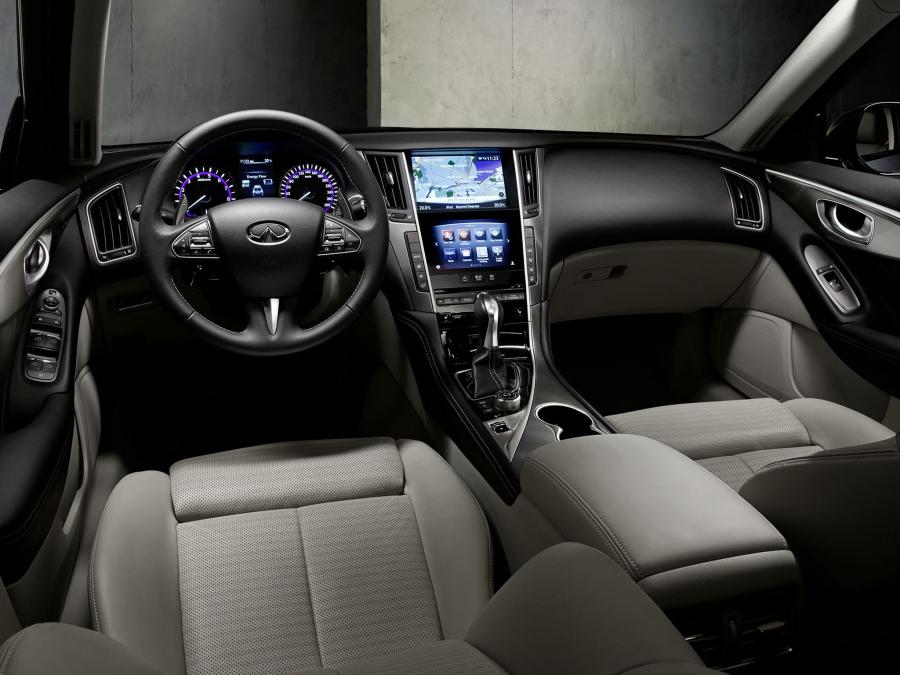  Infiniti Q50 S Hybrid 2013 года  (EU) (фото 9 из 12)